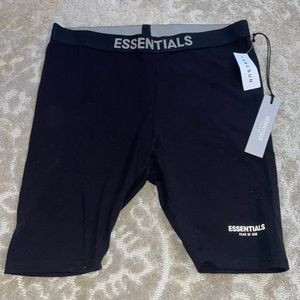 Essential Biker Shorts